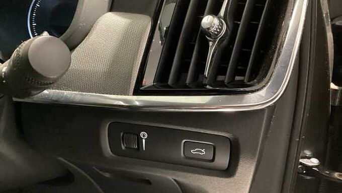 Volvo S90 T5 R-Design Plus Automatic