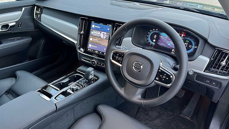 Volvo V90 Plus, T6 AWD Plug-in hybrid, Electric/Petrol, Dark