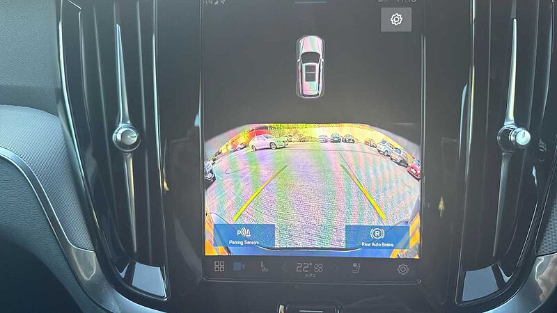 Volvo V60 Plus, B4 Mild hybrid, Petrol, Dark (Tints, Leather, NEW 2025 Model)