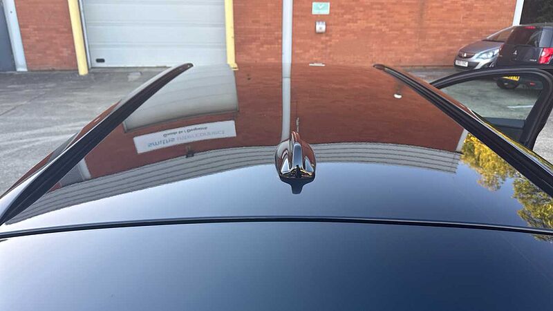 Volvo V60 Plus, B4 Mild hybrid, Petrol, Dark (Tints, Leather, NEW 2025 Model)