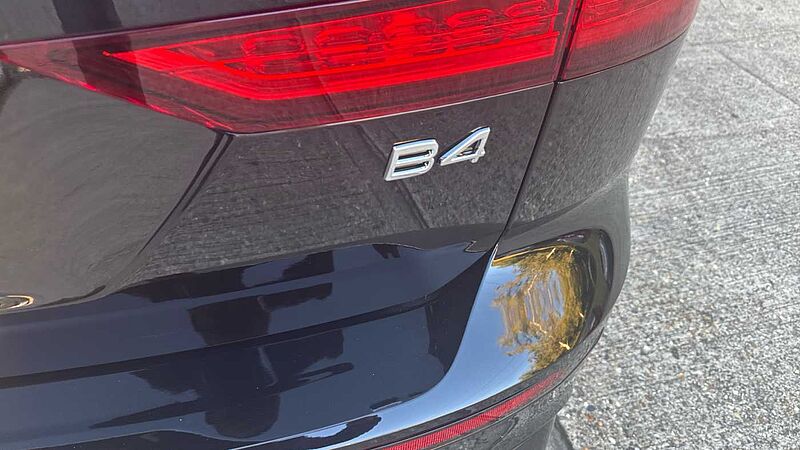 Volvo V60 Plus, B4 Mild hybrid, Petrol, Dark (Tints, Leather, NEW 2025 Model)
