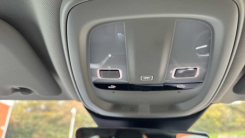 Volvo V60 Plus, B4 Mild hybrid, Petrol, Dark (Tints, Leather, NEW 2025 Model)