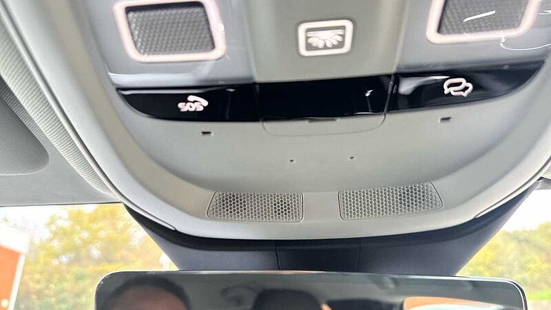 Volvo V60 Plus, B4 Mild hybrid, Petrol, Dark (Tints, Leather, NEW 2025 Model)