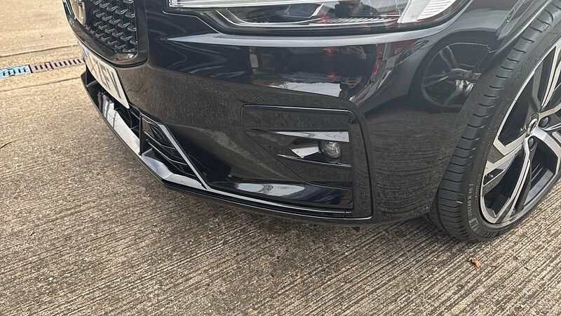 Volvo V60 Plus, B4 Mild hybrid, Petrol, Dark (Tints, Leather, NEW 2025 Model)