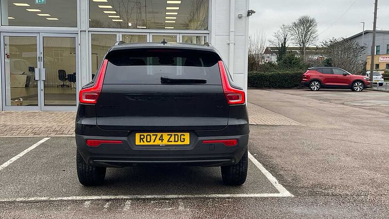 Volvo XC40 Black Edition Ultra, B4 Mild hybrid, Petrol