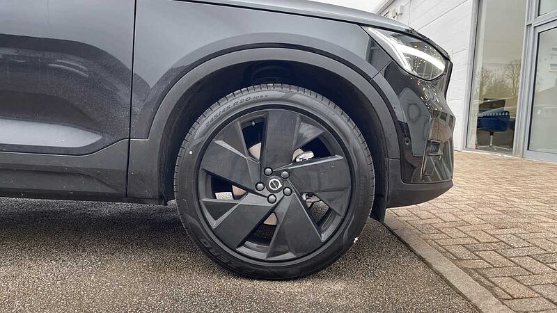 Volvo XC40 Black Edition Ultra, B4 Mild hybrid, Petrol