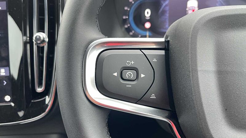 Volvo XC40 Black Edition Ultra, B4 Mild hybrid, Petrol