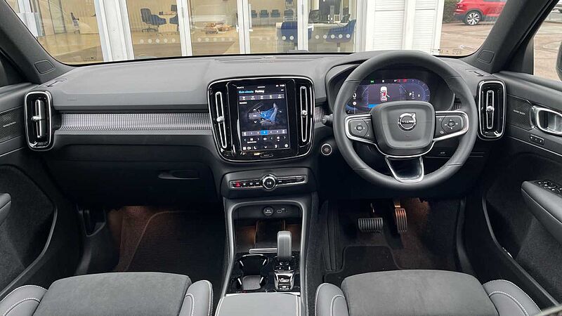 Volvo XC40 Black Edition Ultra, B4 Mild hybrid, Petrol