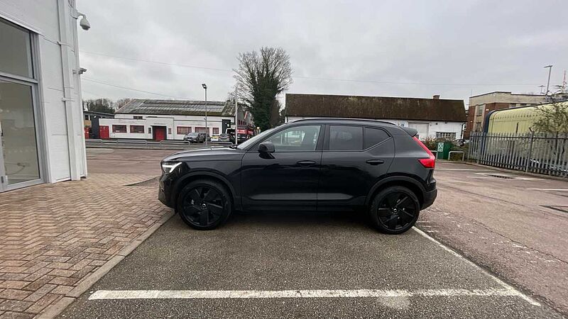 Volvo XC40 Black Edition Ultra, B4 Mild hybrid, Petrol
