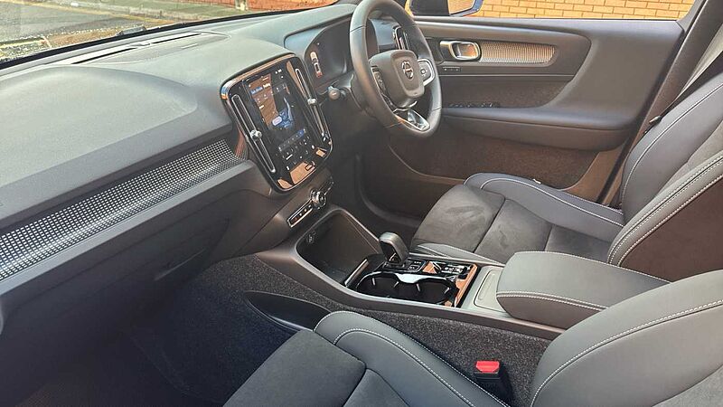 Volvo XC40 Black Edition Ultra, B4 Mild hybrid, Petrol