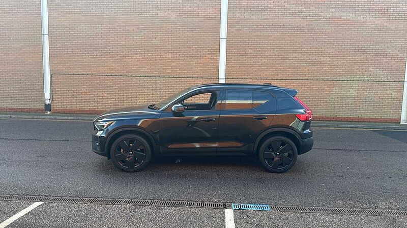 Volvo XC40 Black Edition Ultra, B4 Mild hybrid, Petrol
