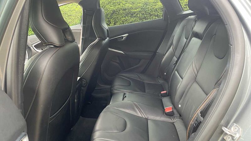 Volvo V40 Cross Country T3 Pro Automatic
