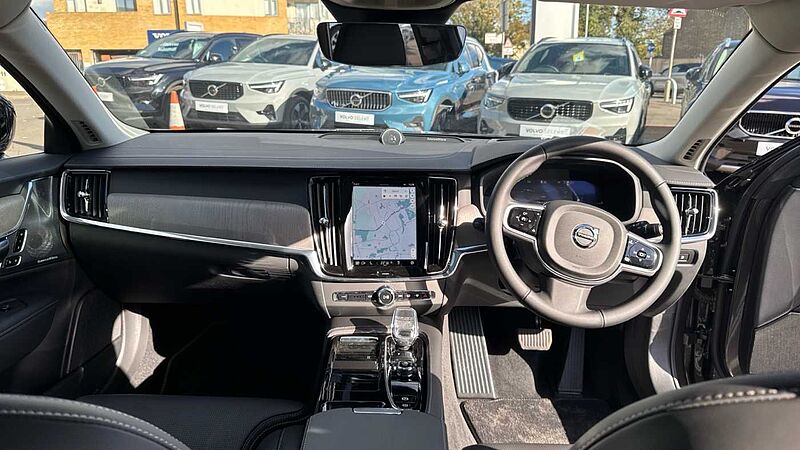 Volvo V90 Ultra, T8 AWD Plug-in hybrid, Electric/Petrol, Dark