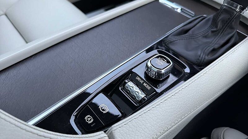 Volvo V90 Cross Country T6 AWD Plus Automatic