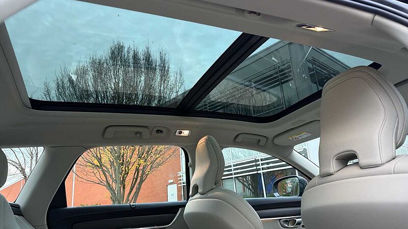 Volvo V90 Cross Country T6 AWD Plus Automatic