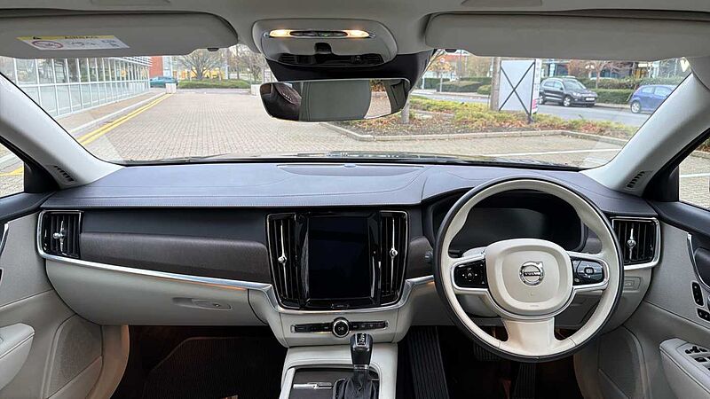 Volvo V90 Cross Country T6 AWD Plus Automatic
