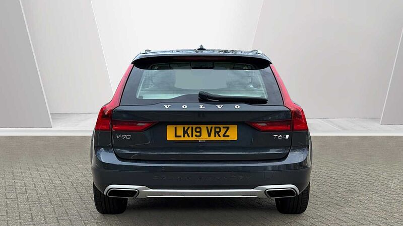 Volvo V90 Cross Country T6 AWD Plus Automatic