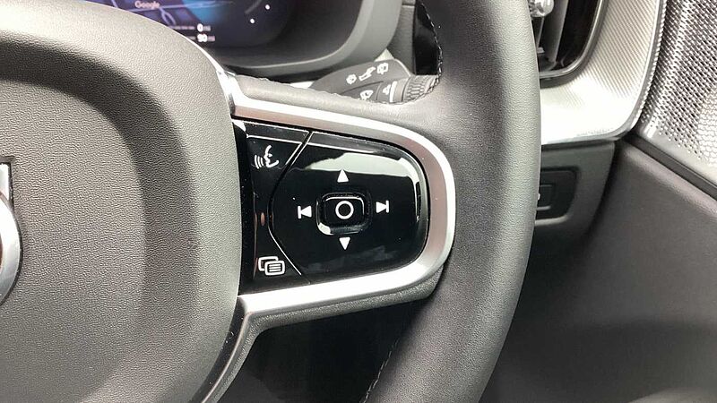 Volvo XC60 Black Edition Ultra, T8 AWD Plug-in hybrid, Electric/Petrol