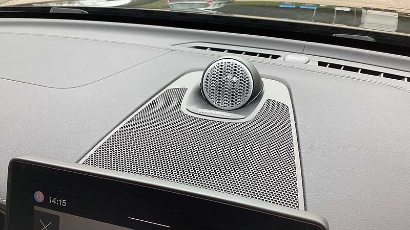 Volvo XC60 Black Edition Ultra, T8 AWD Plug-in hybrid, Electric/Petrol