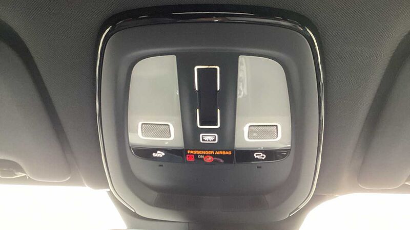 Volvo XC60 Black Edition Ultra, T8 AWD Plug-in hybrid, Electric/Petrol