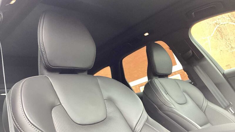 Volvo XC60 Black Edition Ultra, T8 AWD Plug-in hybrid, Electric/Petrol