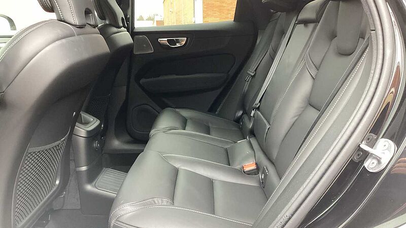 Volvo XC60 Black Edition Ultra, T8 AWD Plug-in hybrid, Electric/Petrol