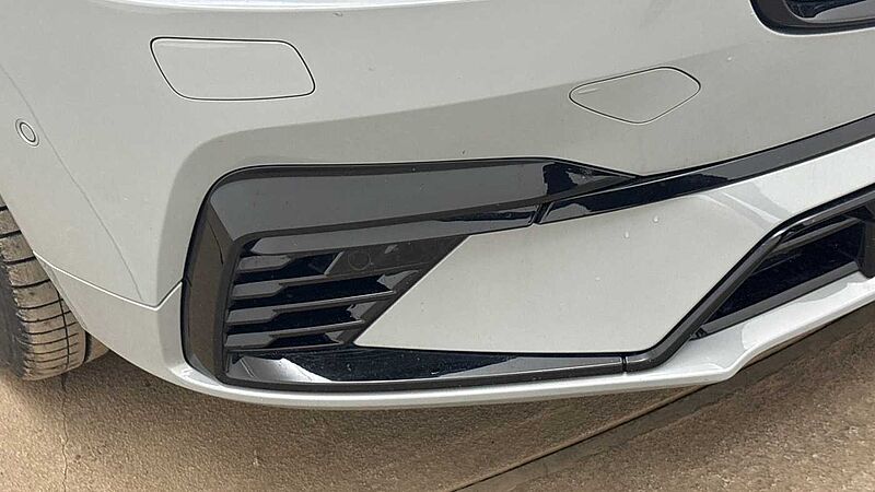 Volvo V90 Ultra, T8 AWD Plug-in hybrid, Electric/Petrol, Dark