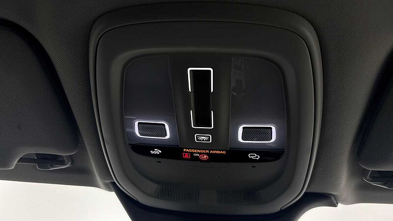 Volvo V90 Ultra, T8 AWD Plug-in hybrid, Electric/Petrol, Dark
