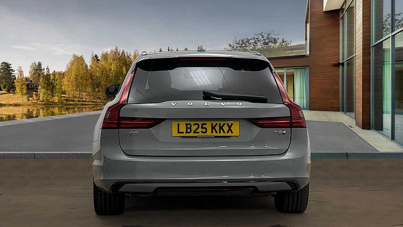 Volvo V90 Ultra, T8 AWD Plug-in hybrid, Electric/Petrol, Dark