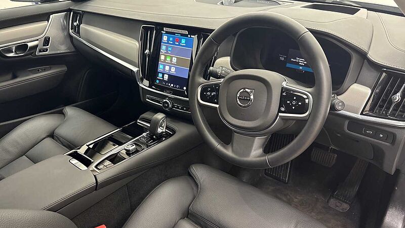 Volvo V90 Ultra, T8 AWD Plug-in hybrid, Electric/Petrol, Dark