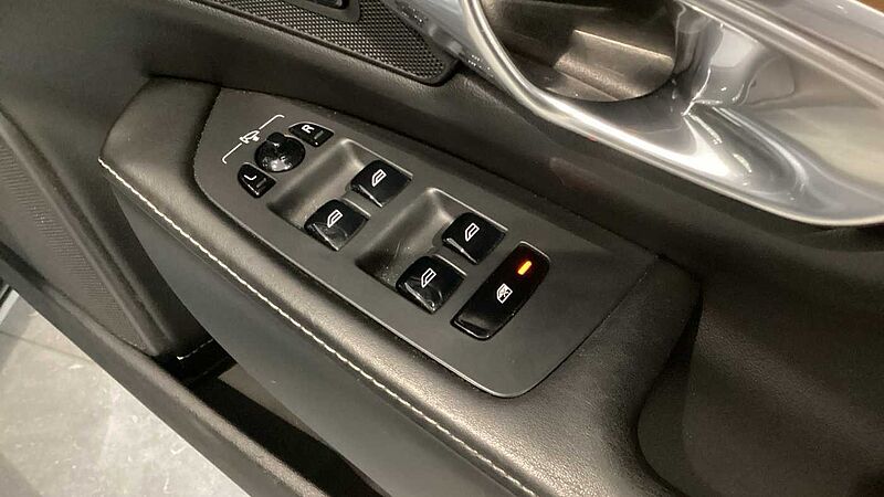 Volvo S90 D4 Inscription Automatic