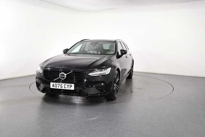 Volvo V90 Ultra, T8 AWD Plug-in hybrid, Electric/Petrol, Dark