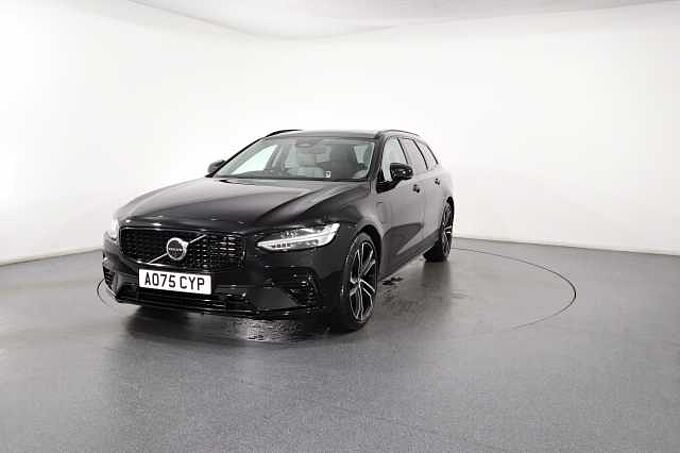 Volvo V90 Ultra, T8 AWD Plug-in hybrid, Electric/Petrol, Dark