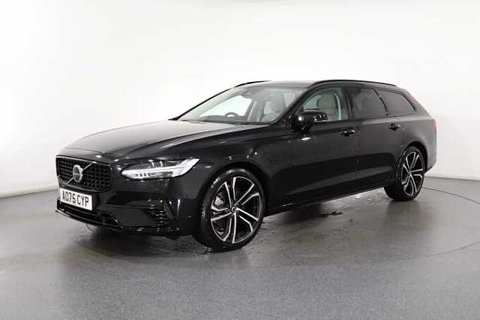 Volvo V90 Ultra, T8 AWD Plug-in hybrid, Electric/Petrol, Dark
