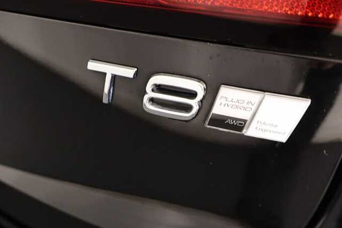 Volvo V90 Ultra, T8 AWD Plug-in hybrid, Electric/Petrol, Dark