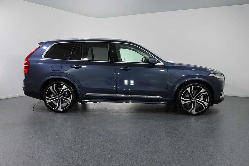 Volvo XC90 Recharge Ultimate, T8 AWD Plug-in hybrid, Electric/Petrol, Bright, 7 seats