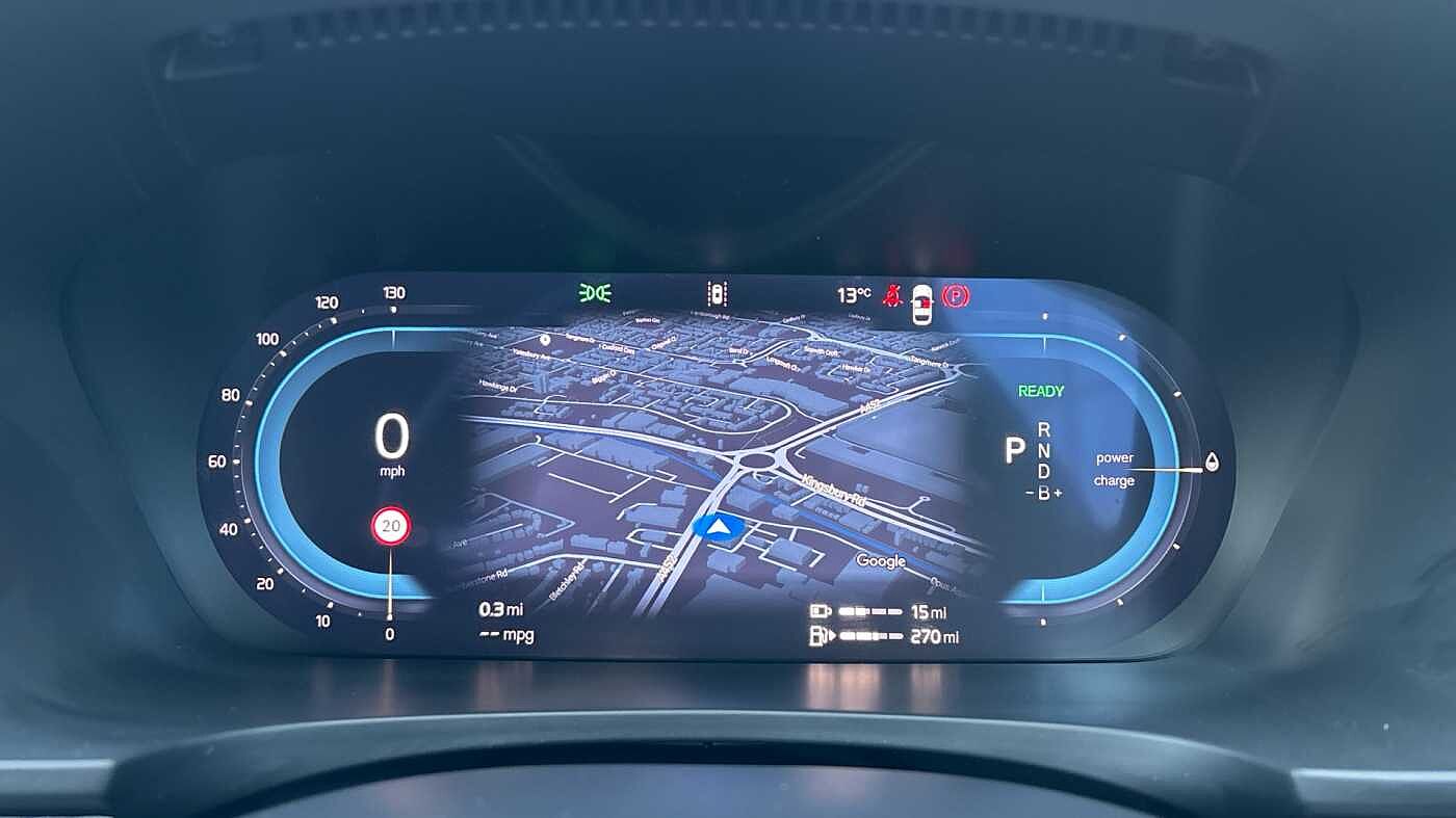 Volvo V90 Ultra, T8 AWD Plug-in hybrid, Electric/Petrol, Dark