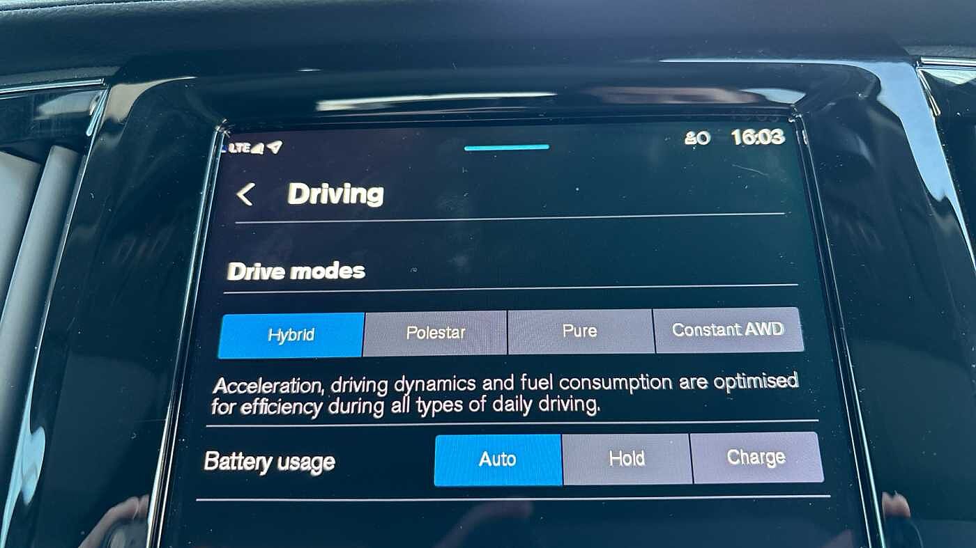 Volvo V90 Ultra, T8 AWD Plug-in hybrid, Electric/Petrol, Dark