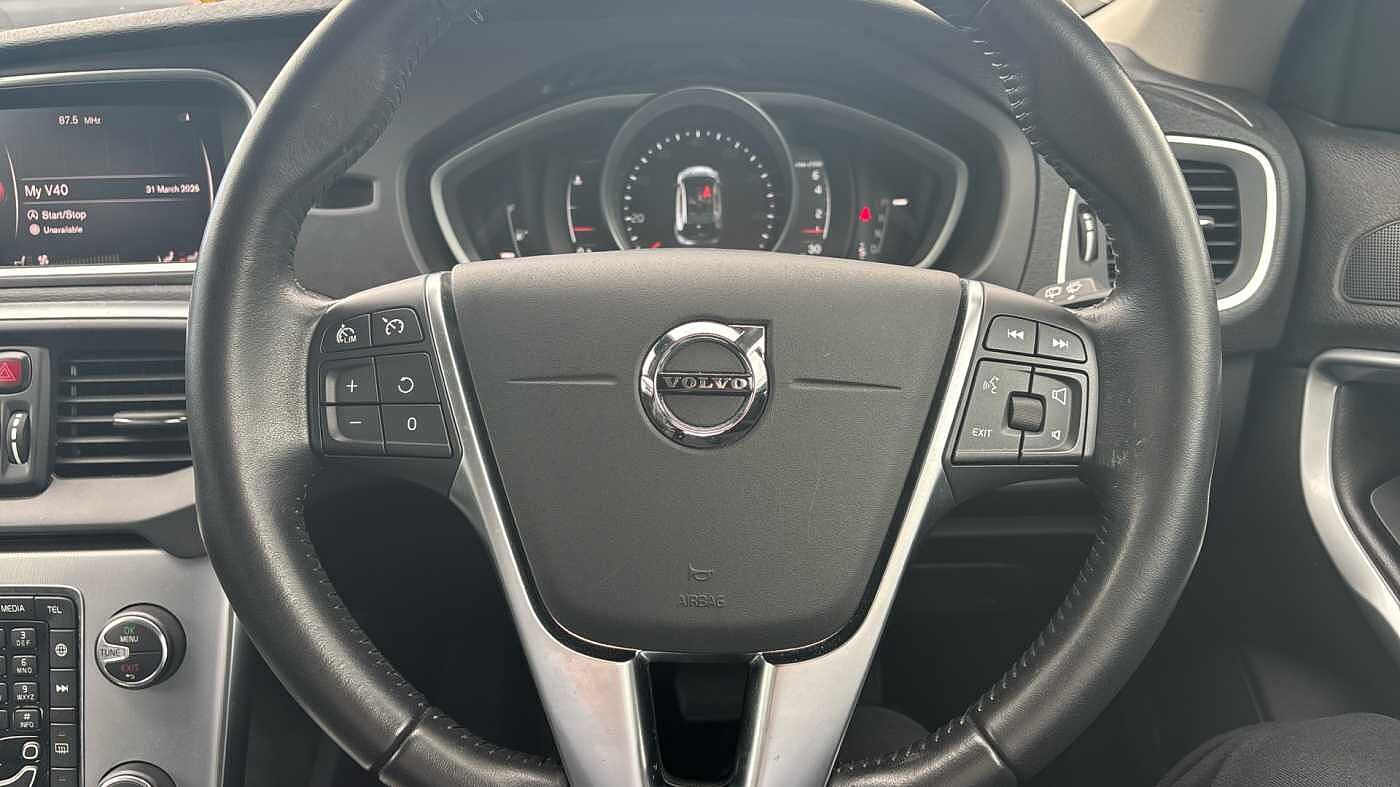 Volvo V40 T3 Inscription Automatic