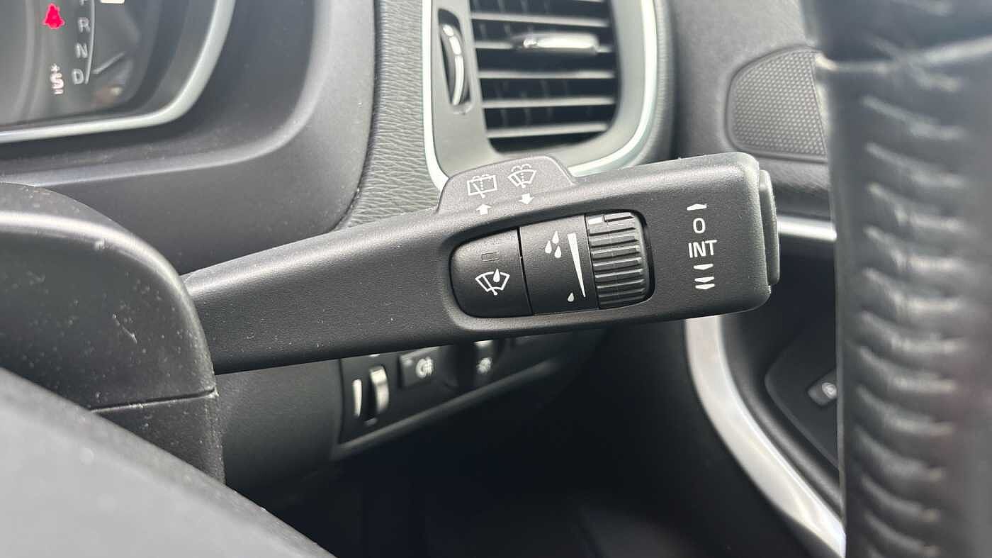 Volvo V40 T3 Inscription Automatic