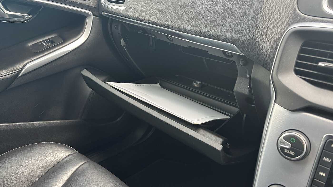 Volvo V40 T3 Inscription Automatic