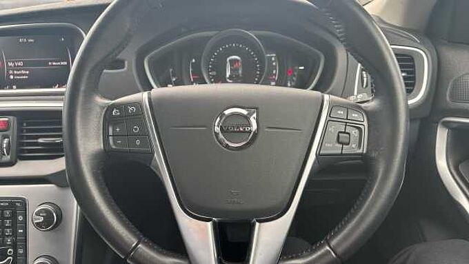 Volvo V40 T3 Inscription Automatic