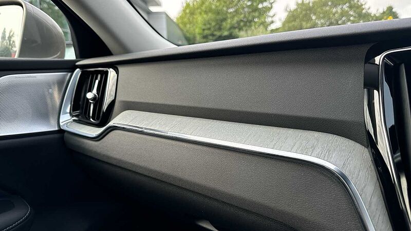 Volvo V60 Inscription, B5 mild hybrid