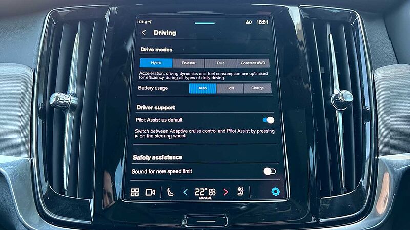Volvo V90 Ultra, T8 AWD Plug-in hybrid, Electric/Petrol, Dark
