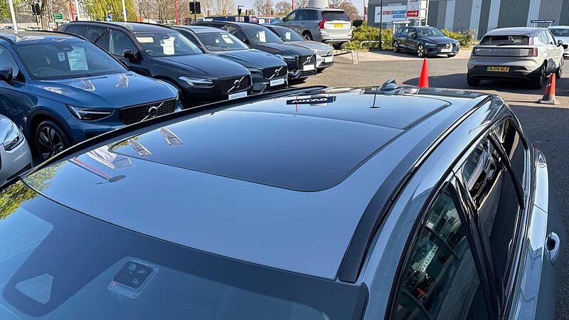 Volvo V90 Ultra, T8 AWD Plug-in hybrid, Electric/Petrol, Dark