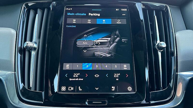 Volvo V90 Ultra, T8 AWD Plug-in hybrid, Electric/Petrol, Dark