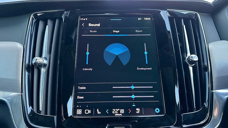 Volvo V90 Ultra, T8 AWD Plug-in hybrid, Electric/Petrol, Dark