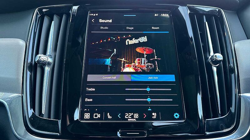 Volvo V90 Ultra, T8 AWD Plug-in hybrid, Electric/Petrol, Dark