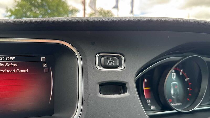 Volvo V40 T3 Inscription Automatic