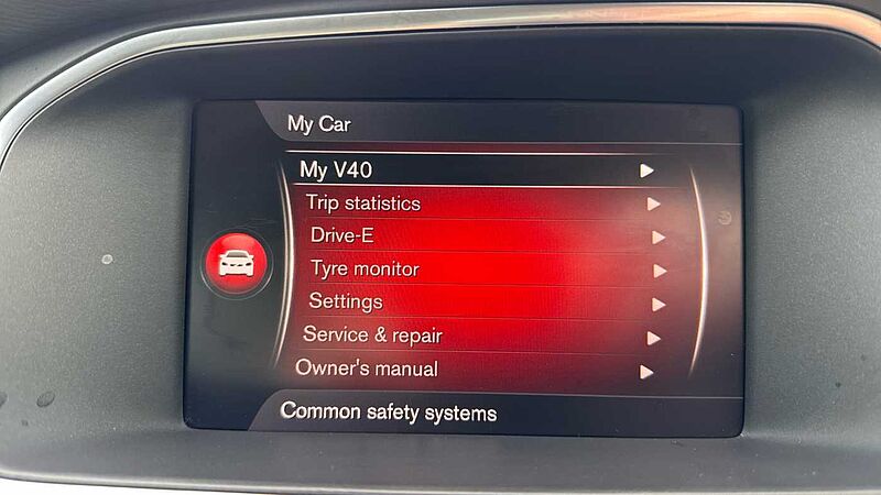 Volvo V40 T3 Inscription Automatic